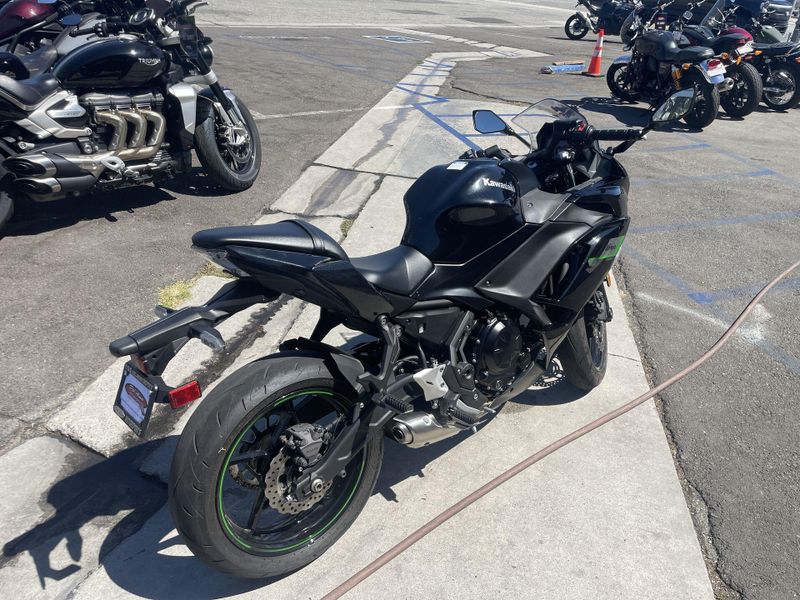 Used 2025 Kawasaki NINJA 650 Image 21