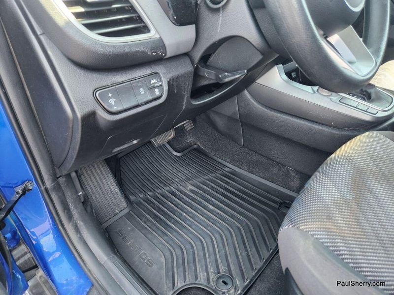 Used 2023 Kia Seltos LX