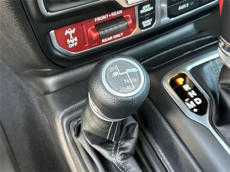 New 2025 Jeep Wrangler 4-door RubiconImage 22