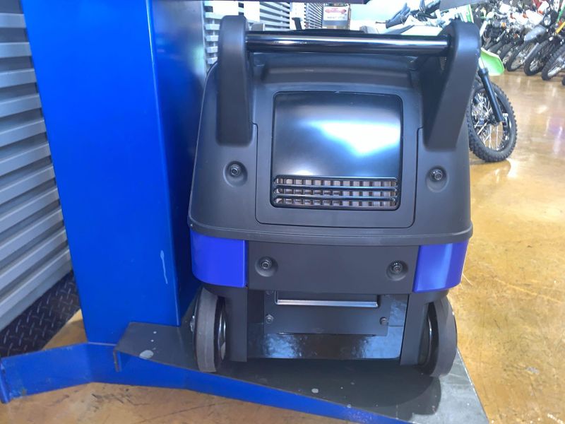 2021 Yamaha EF30ISEBZ  in a TEAM YAMAHA BLUE exterior color. Del Amo Motorsports of Long Beach (562) 362-3160 delamomotorsports.com 