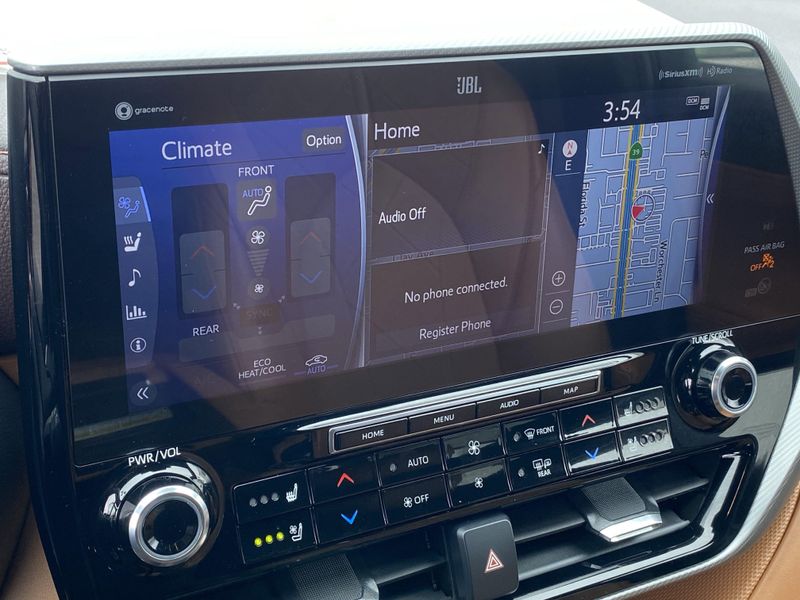 2022 Toyota Highlander PlatinumImage 21