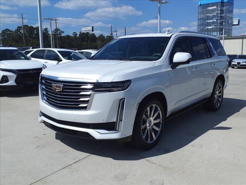 2023 Cadillac Escalade Premium Luxury PlatinumImage 2