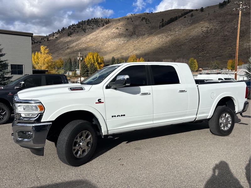 2022 Ram 2500 Laramie photo 3