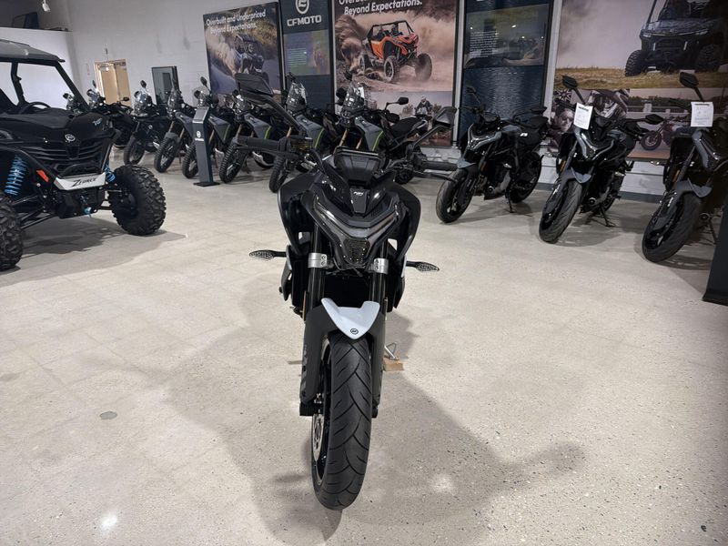 New 2026 CFMOTO 800NK Image 13