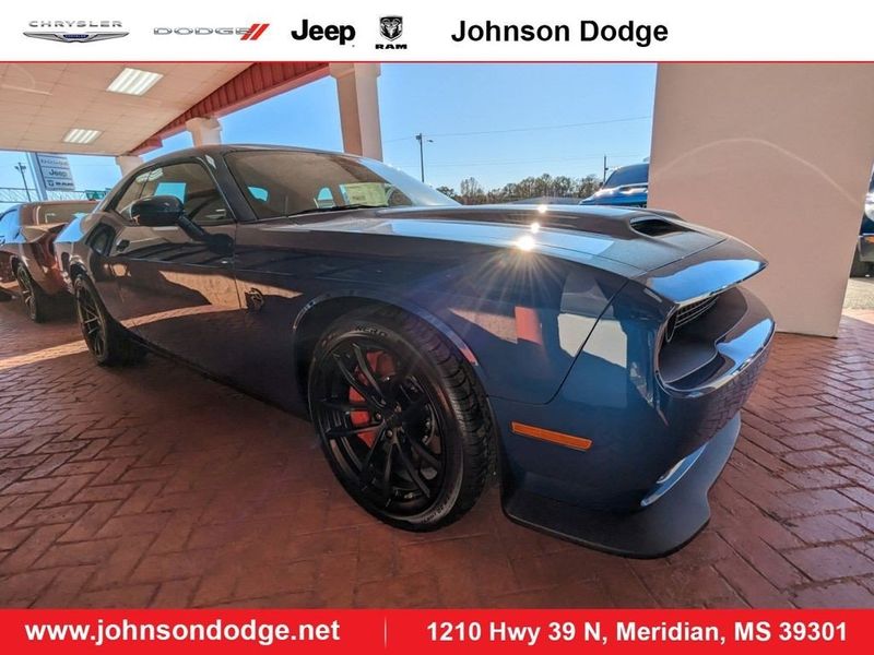 2023 Dodge Challenger Srt Hellcat Jailbreak in a Frostbite exterior color and Demonic Red/Blackinterior. Johnson Dodge 601-693-6343 pixelmotiondemo.com 
