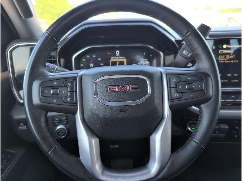 Used 2025 GMC Sierra 1500 SLTImage 24