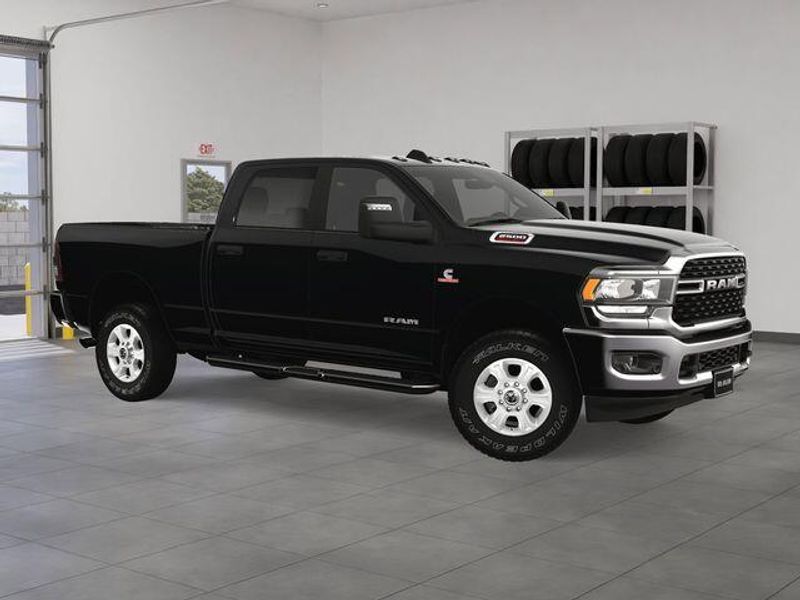 New 2023 RAM 2500 Big Horn Crew Cab 4x4 6