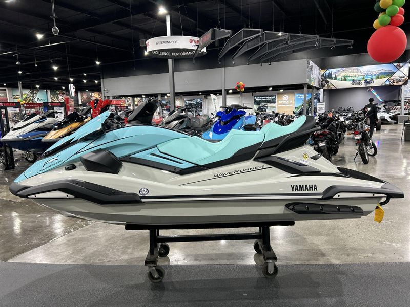 2025 Yamaha FX CRUISER HO W/AUDIO  in a MINT/PEARL exterior color. Del Amo Motorsports of Redondo Beach (424) 390-7811 delamomotorsports.com 