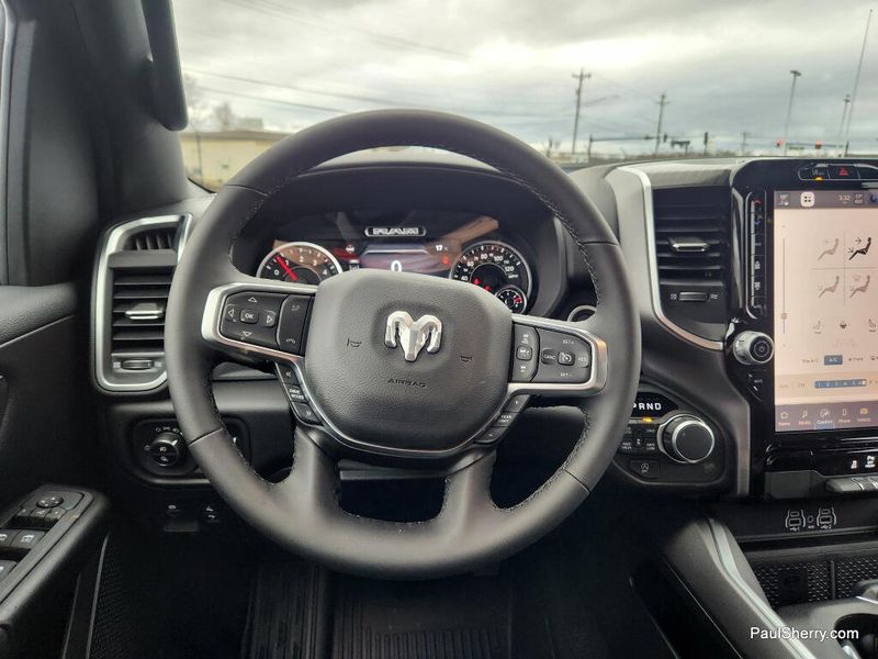 New 2026 RAM 1500 Big Horn Crew Cab 4x4 5'7' Box