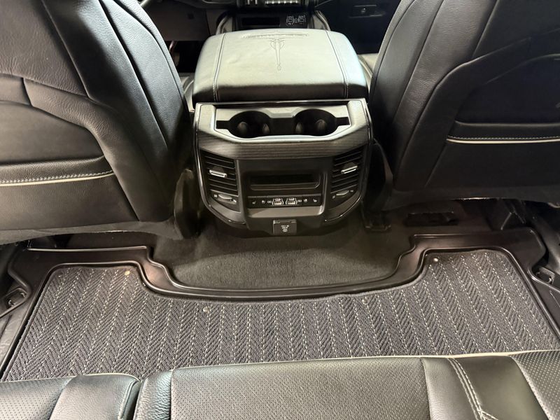 Used 2023 RAM 1500 LimitedImage 19