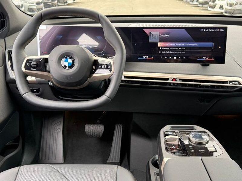 New 2026 BMW iX xDrive60Image 25