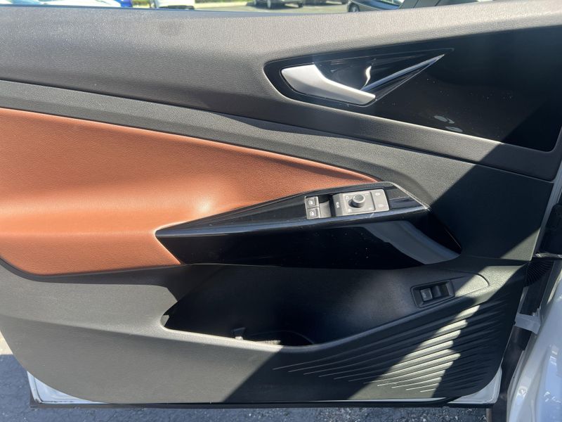 2021 Volkswagen ID.4 Pro SImage 7