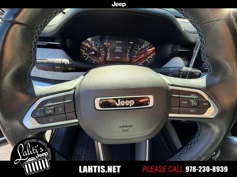 2022 Jeep Compass Latitude photo 24