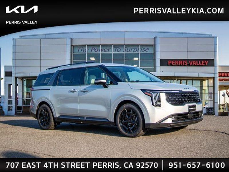 New 2026 Kia Carnival SXImage 1