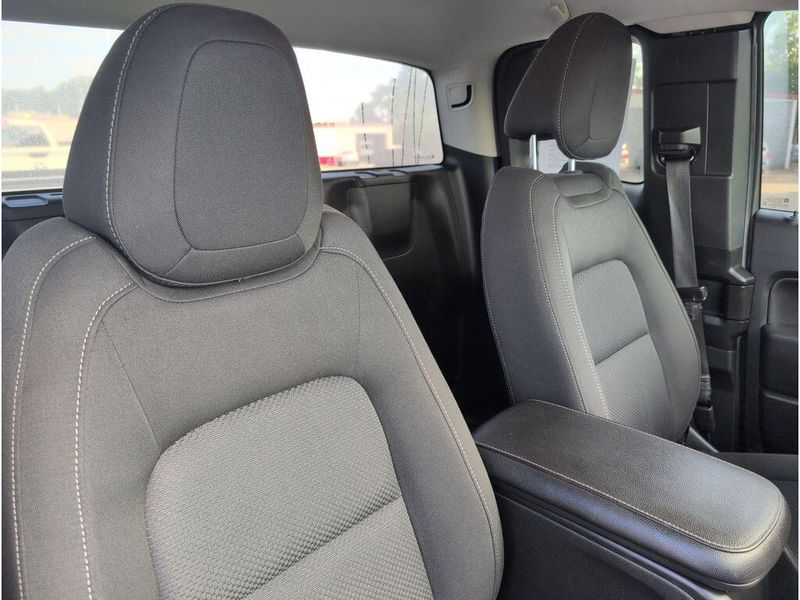 2021 Chevrolet Colorado 2WD LTImage 31