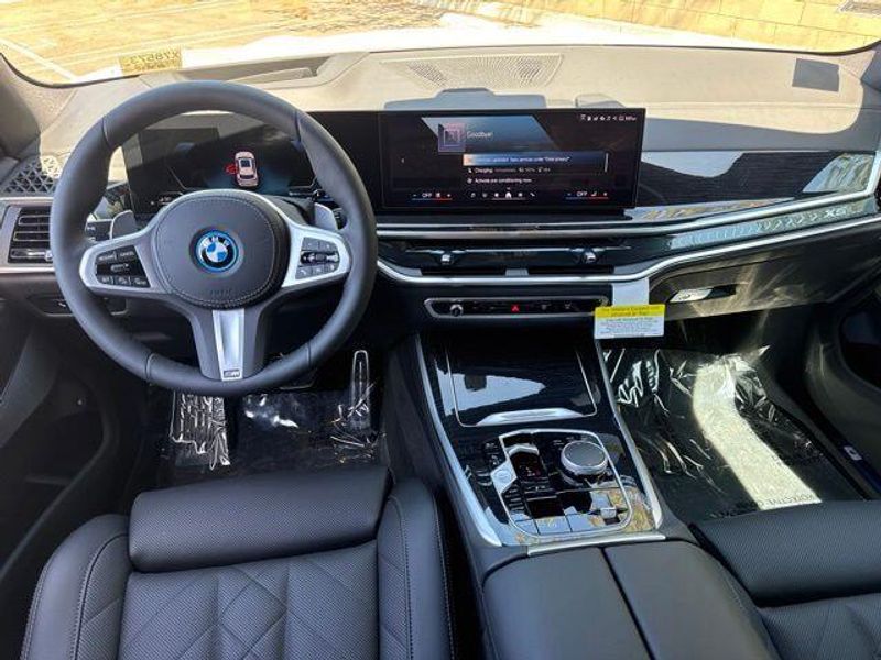 New 2026 BMW X5 xDrive50eImage 28