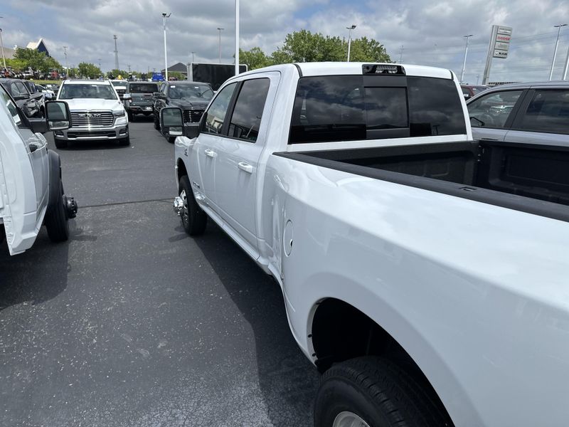 2025 RAM 3500 Laramie Crew Cab 4x4 8