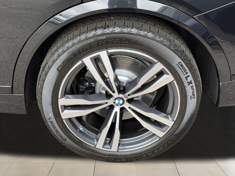2026 BMW X7 xDrive40iImage 17