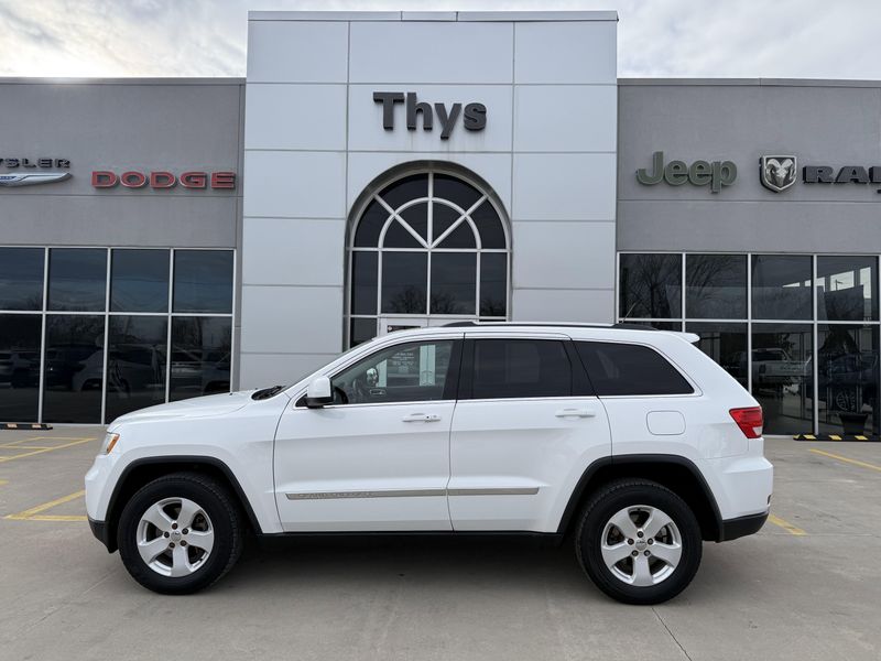 Used 2013 Jeep Grand Cherokee LaredoImage 40