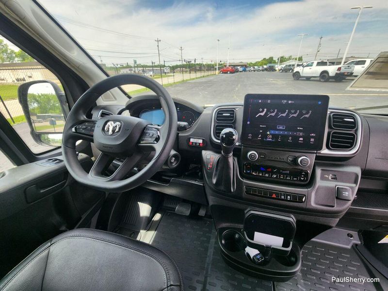 2023 RAM ProMaster 2500 Window Van High Roof 159WBImage 40