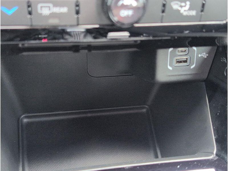 New 2026 Jeep Compass Latitude Altitude 4x4Image 17