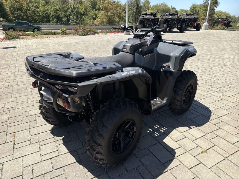 New 2026 Can-Am OUTLANDER DPS 850 Image 17