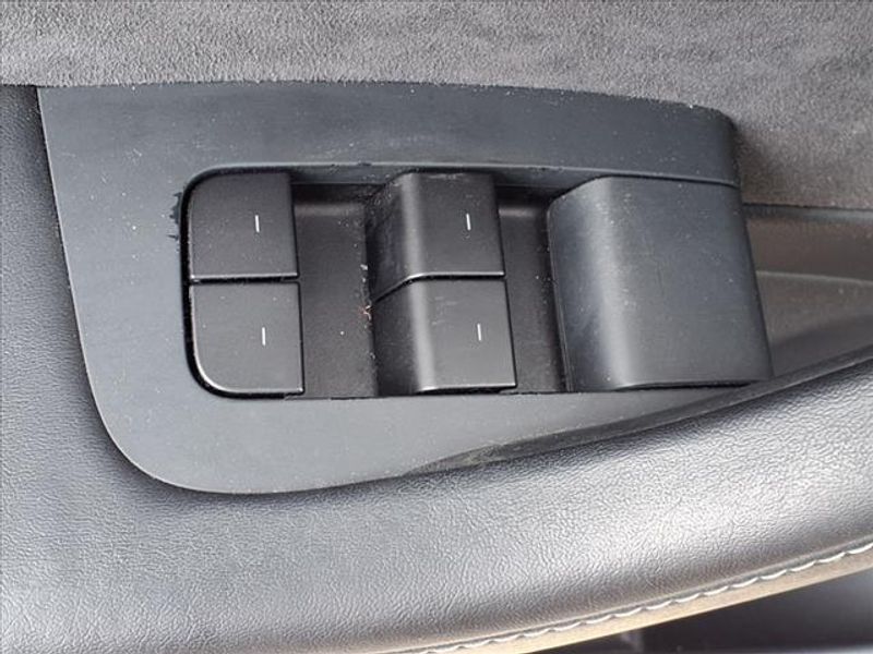 2021 Tesla Model 3 Long RangeImage 23