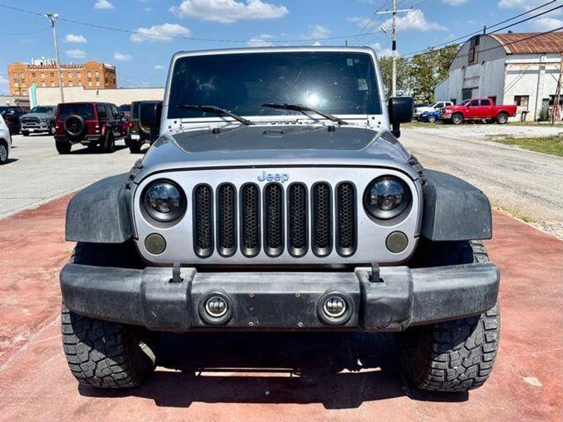Used 2016 Jeep Wrangler Unlimited SportImage 2