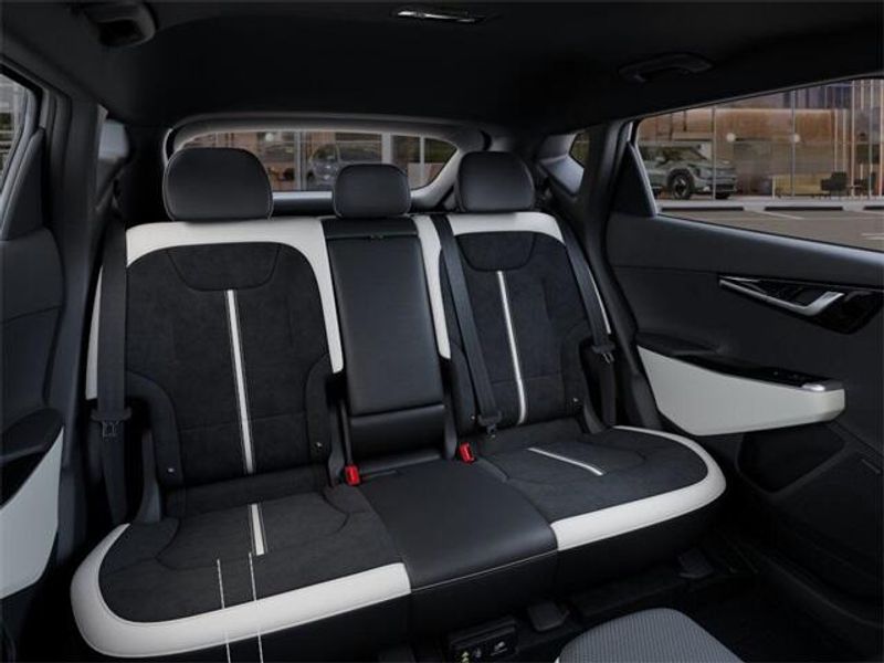 2025 Kia EV6 GT-LineImage 16