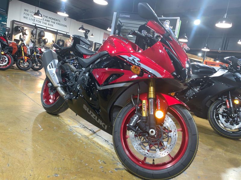 New 2025 Suzuki GSX-R1000R Image 20