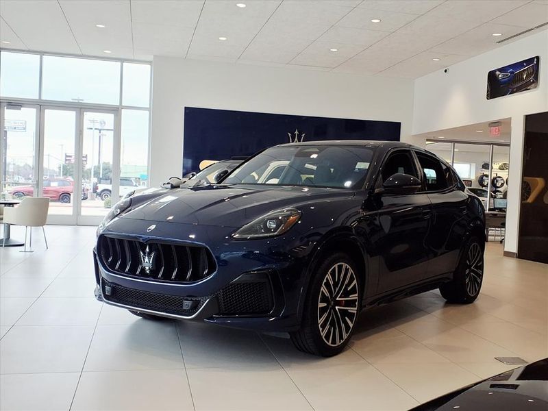 New 2025 Maserati Grecale TrofeoImage 4