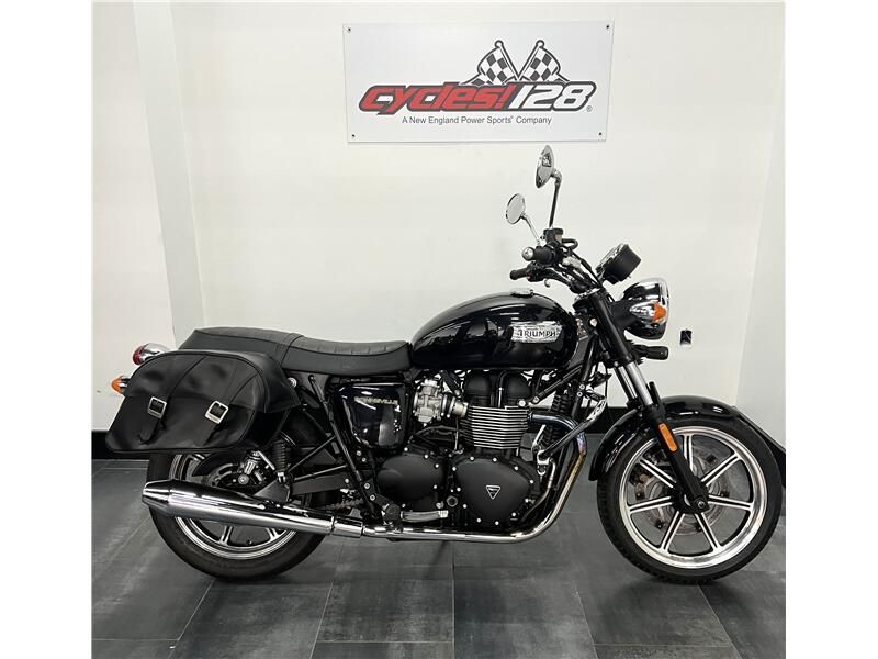 Used 2013 Triumph Bonneville Image 4