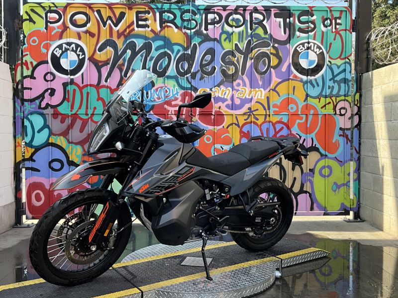 2022 KTM Adventure 890 Image 7