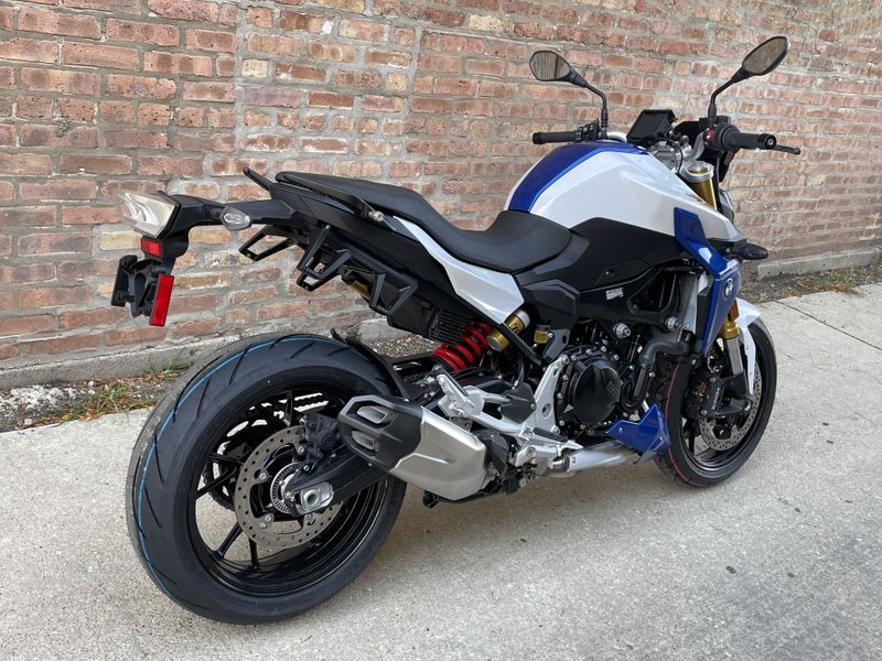 2023 BMW F 900 RImage 2
