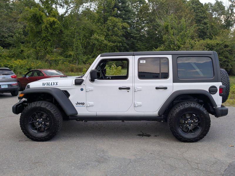 2025 Jeep Wrangler 4xe Willys photo 2