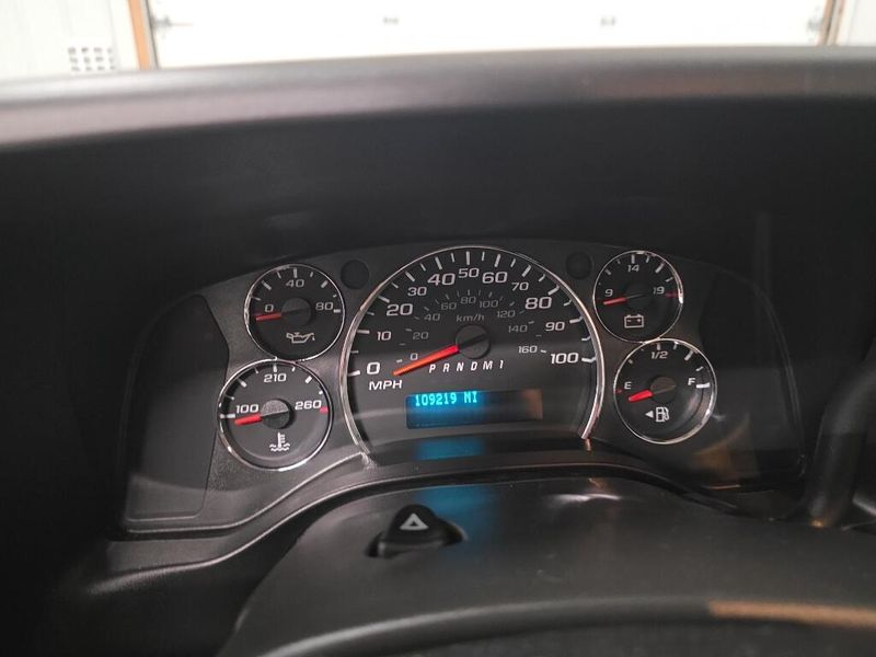 2018 Chevrolet Express Work Van photo 14