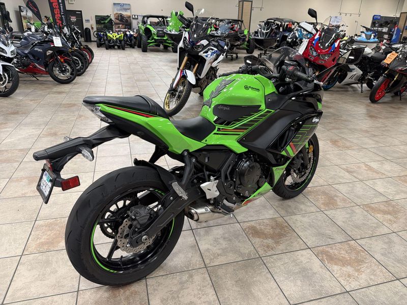 Used 2023 Kawasaki NINJA 650 Image 17