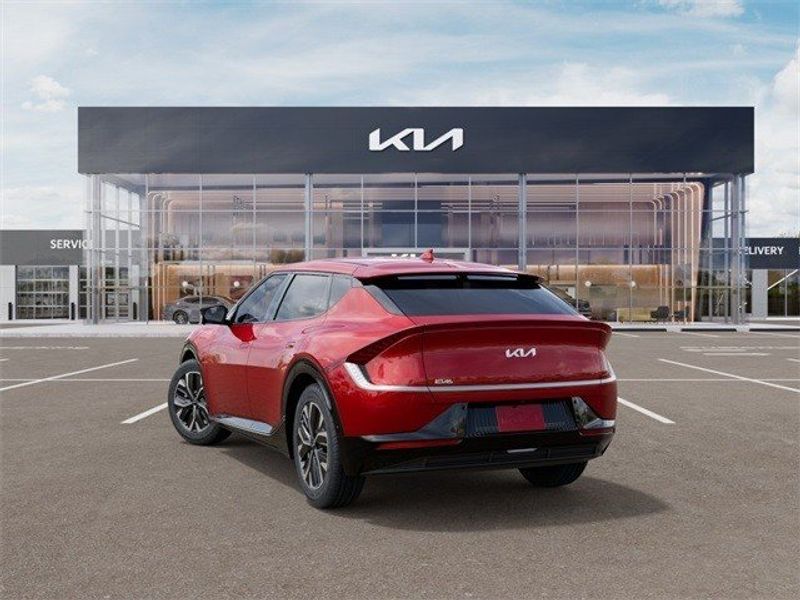 2023 Kia EV6 WindImage 4