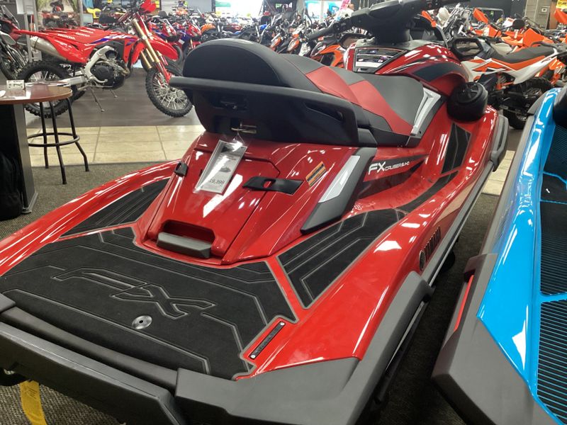 2023 Yamaha FX CRUISER SVHO WITH AUDIO SYSTEM TORCH RED Image 9