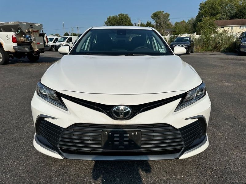 2022 Toyota Camry LEImage 9