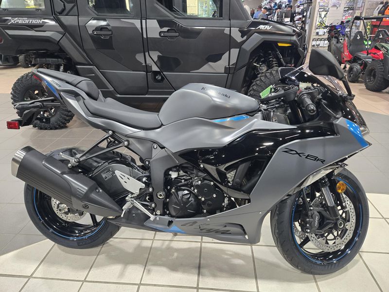 New 2025 Kawasaki NINJA ZX  6R ABS Image 2