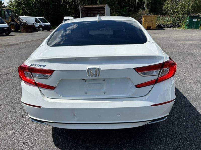 2020 Honda Accord LXImage 12