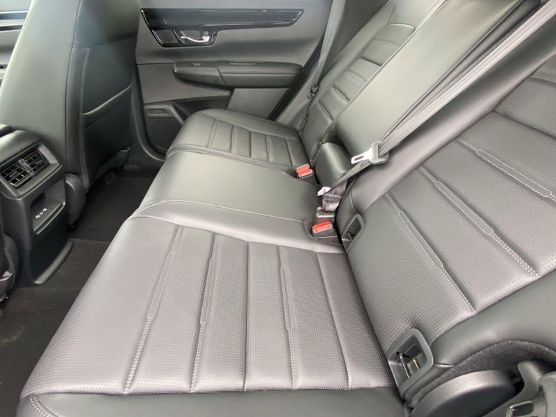 Used 2025 Honda CR-V EX-LImage 16
