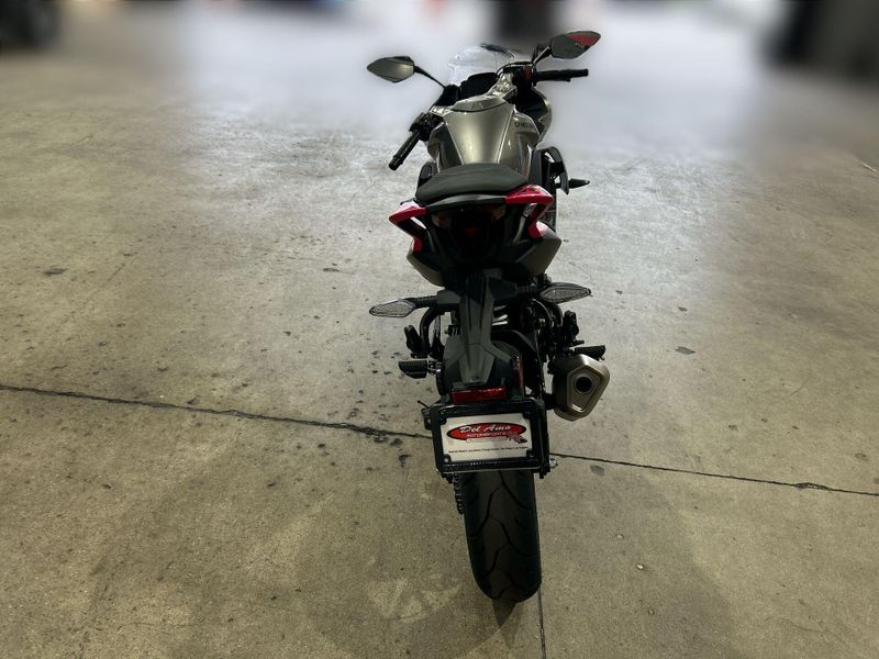 Used 2025 CFMOTO 300SS Image 15