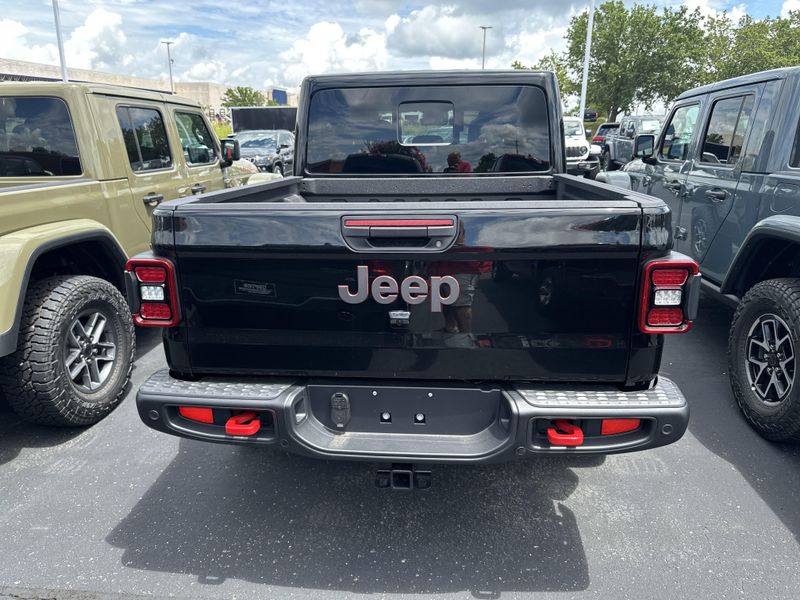 New 2025 Jeep Gladiator Rubicon X 4x4Image 11