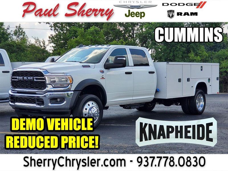 New 2024 RAM 5500 Tradesman Chassis Crew Cab 4x4 84