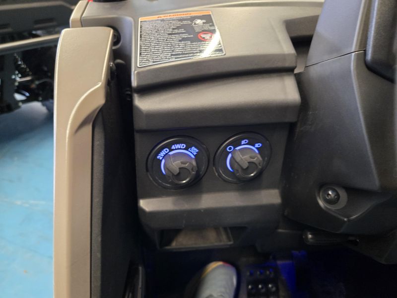 2023 Yamaha WOLVERINE RMAX4 LE TITAN AND MIDNIGHT BLUE Image 14