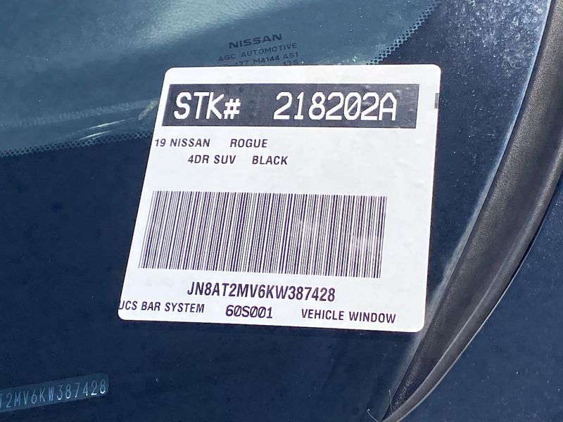2019 Nissan Rogue SVImage 32