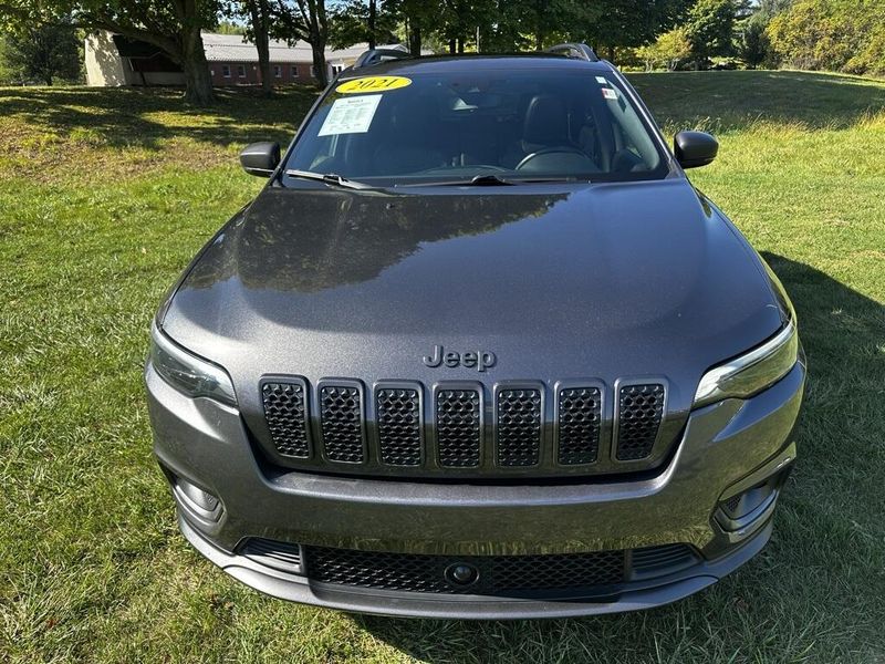 2021 Jeep Cherokee Altitude Latitude Lux photo 8