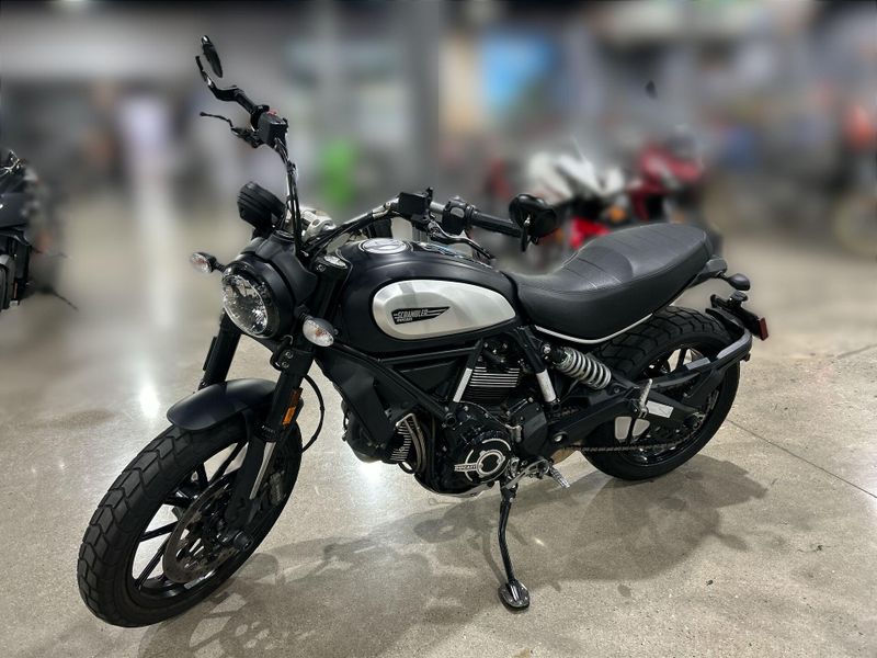 Used 2023 Ducati SCRAMBLER 800 ICON DARK Image 19